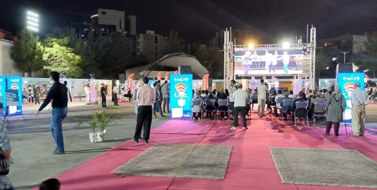 نگاهی متفاوت به نمایشگاه های روایت پیشرفت