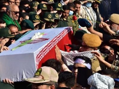 پیکر پاک یک لاله بی‌نشان در آبادان آرام می‌گیرد