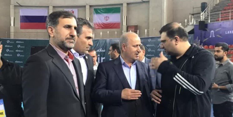 رئیس فدراسیون فوتبال وارد لارستان شد