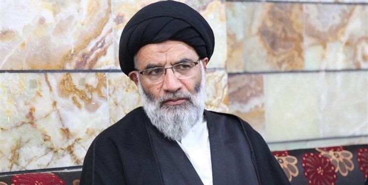امام جمعه اهواز: باهمکاری اساتید حوزه و دانشگاه می‌توان مشکلات خوزستان را حل کرد