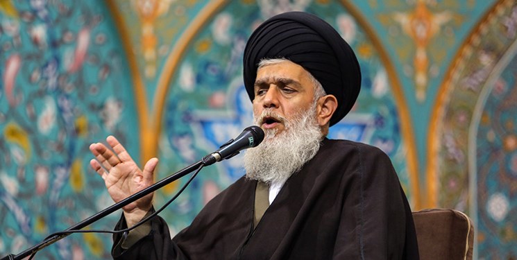 پرهیز از نزاع‌های داخلی از مهمترین عناصر تجلی نور ولایت است