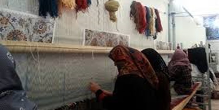 چتر توانمندسازی کمیته امداد بر سر مددجویان بروجردی