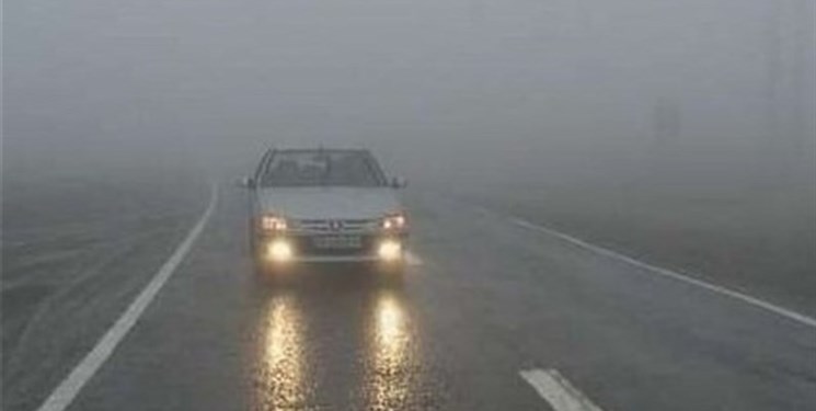 یخ زدگی جاده منجر به مسدود شدن کمربندی رباط سفید خراسان رضوی شد