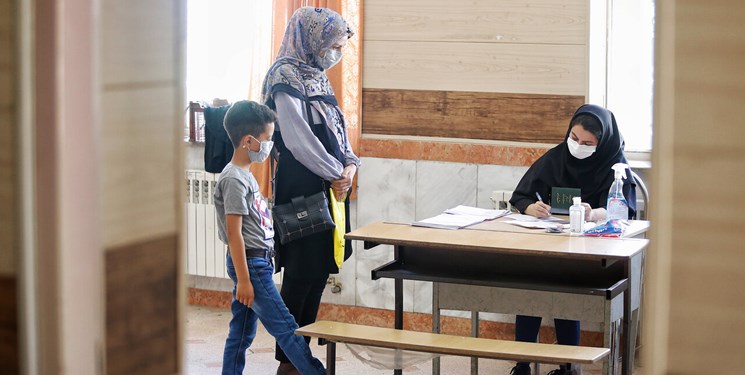 هیچ فردی حق محدود کردن  انجمن اولیا ومربیان را ندارد