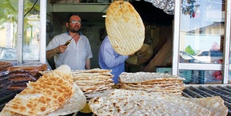 کبود سهمیه آرد در « آبدانان » ناشی از میزان فعالیت نانوایی‌ها است