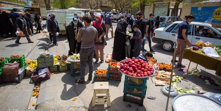 دستفروشان پیاده‌راه سعدی به مکان دیگری منتقل شوند