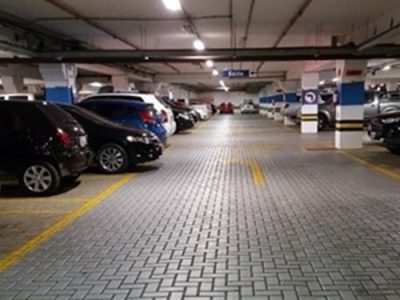 بازنگری ضوابط احداث پارکینگ های عمومی