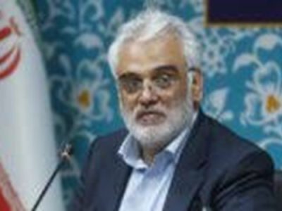 دانشگاه آزاد می‌تواند در تربیت حرفه‌ای، ارتقای دانش حقوقی جامعه و کنش‌گران دانش‌محور موثر باشد