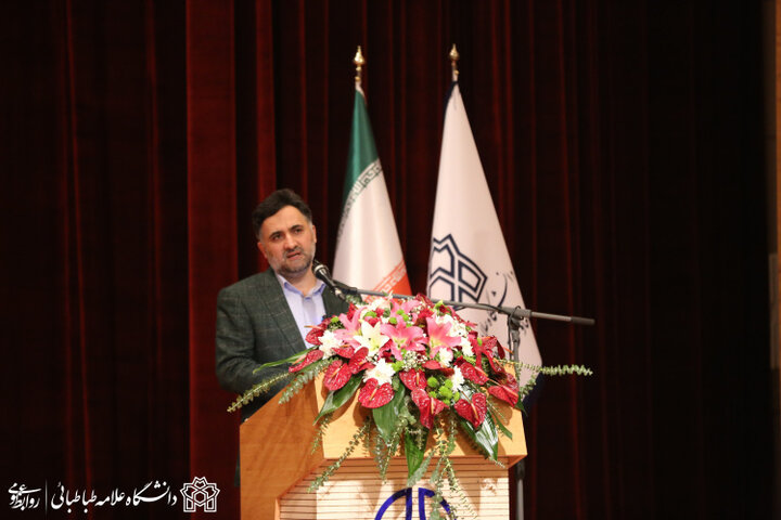 راه‌حل‌ بزرگترین مسائل جامعه در دانشگاه‌های علوم انسانی است/ توسعه پلتفرم «اثربخشی علوم انسانی»