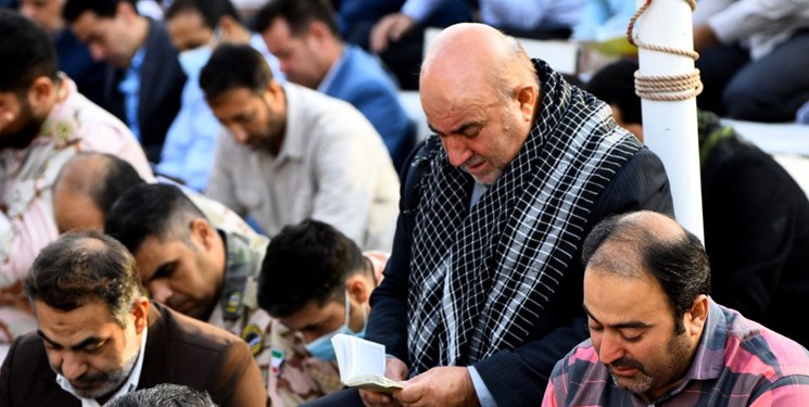 هیأت رزمندگان در بیت‌الزهرا(س) حاج قاسم دعای کمیل و ندبه می‌گیرد