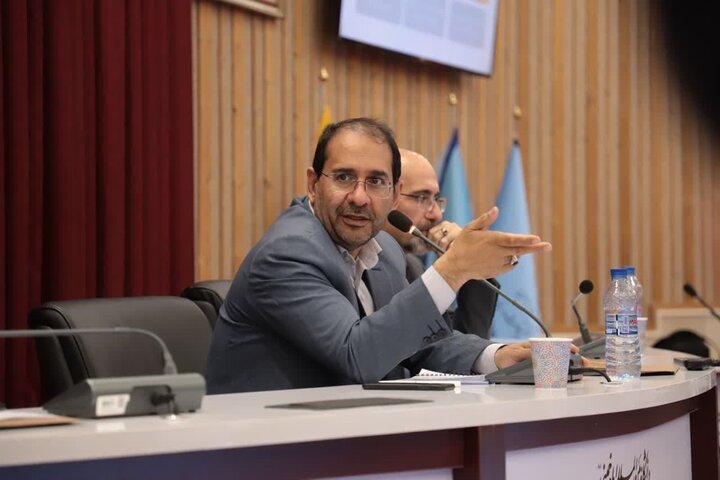 توسعه همکاری دانشگاه‌های سراسری و علوم پزشکی جهت کارهای مشترک