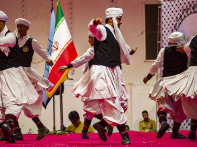 استاد معارف اسلامی: مراسمات آئینی برای جوان امروز جذاب نیست