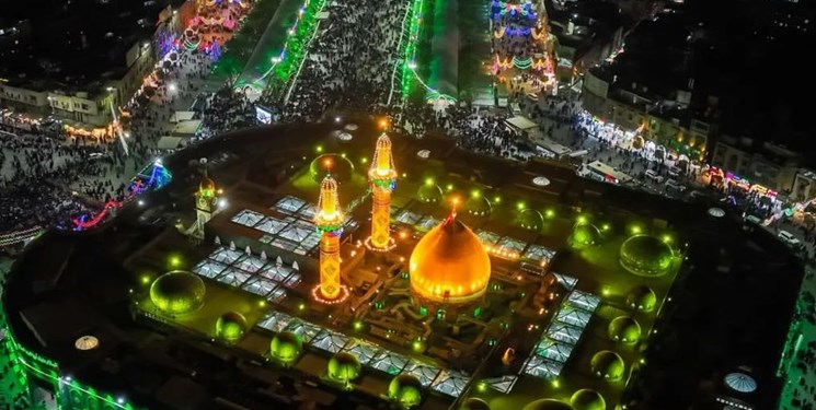 تحویل سال جدید میلادی در حرم امام حسین (ع)+فیلم