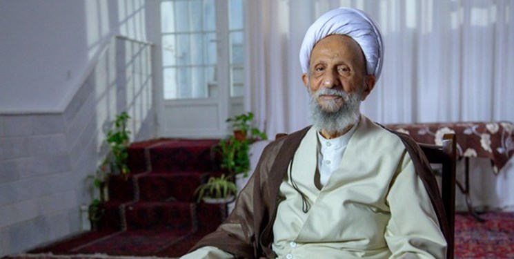 استاد مؤسسه امام خمینی: مخالفان، بدون مطالعه آثار علامه مصباح به ایشان نسبت ناروا می‌دهند