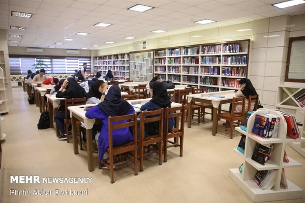 سهم ۶۰ درصدی دختران از دانشجویان علوم پزشکی شهیدبهشتی/ تکمیل بانک اطلاعاتی زنان باتوانمندی‌های ویژه