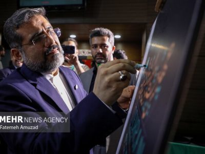 مدیریت فرهنگی کشور در مرز قانون می‌ایستد
