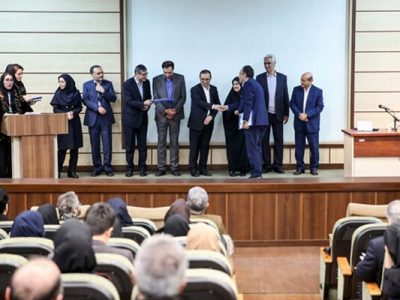 تمام گروه‌های آموزشی و دانشکده‌های دانشگاه علوم پزشکی ایران باید دارای مرکز تحقیقات باشند