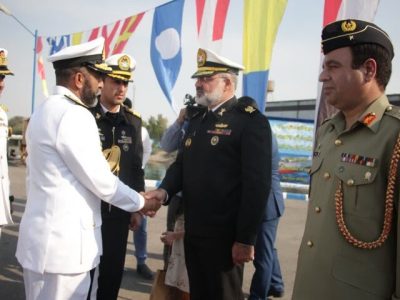 ناوگروه صلح و دوستی نیروی دریایی پاکستان در بندرعباس پهلو گرفت