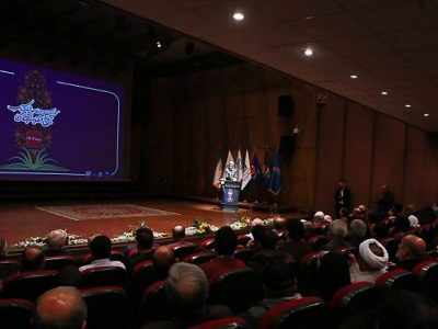 تاریخ‌نگاری در ایران ضعیف است و مکتبی ندارد/ننویسیم دیگران برایمان می‌نویسند
