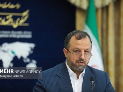خاندوزی: توان و قدرت اعتباردهی بانک‌ها را افزایش می‌دهیم
