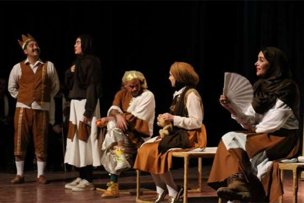 چرا «خاطرات یک دلقک» از تئاتر فجر حذف شد؟/ کارگردان در انتظار پاسخ