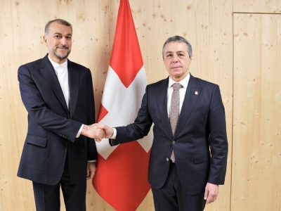 ایران به مسیر مذاکره پایبند است/ بحران غزه راه‌حل نظامی ندارد