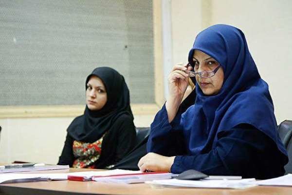 بررسی اقتضائات خاص زنان هیأت علمی در پیش‌نویس آیین نامه ارتقاء