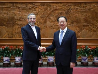 گفت‌وگوی تلفنی معاونین وزرای خارجه ایران و چین