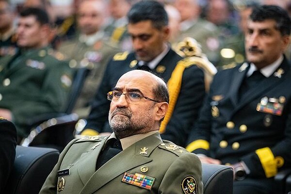 آرمان ایرانیان نفی «سلطه‌گری بیگانگان» است