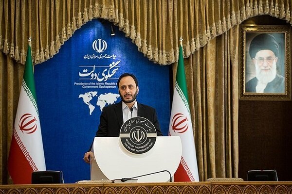 دولت معطل لغو تحریم‌ها نیست/ رکوردهای جدید در تجارت خارجی ثبت شده است