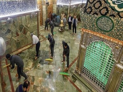 ضریح حرم امام علی (ع) شست‌وشو شد