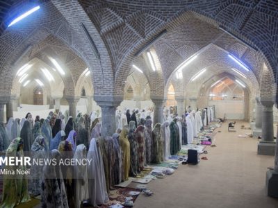 جایگاه ویژه خواندن زیارت امام حسین(ع) در روزهای اعتکاف/اعتکاف در کدام مساجد فضیلت بیشتری دارد؟