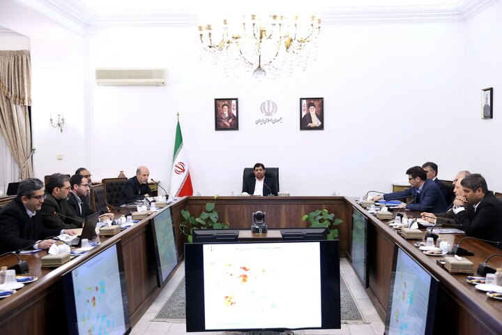 ایران باید به «قطب انرژی در منطقه» تبدیل شود/ برنامه‌ریزی برای تولید ۲۰ هزار مگاوات برق هسته‌ای