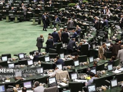 وضعیت نامناسب حقوق بازنشستگان مورد رسیدگی قرار گیرد