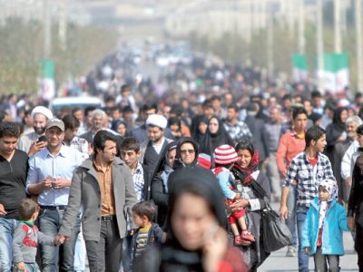 برای به دست آوردن حد اعتدال و دوری از افراط و تفریط چه باید کرد؟/معنای توأم با رنج بودن زندگی انسان
