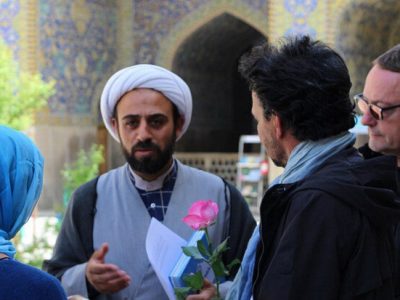 اهمیت ارتباطات غیرکلامی در فعالیت های فرهنگی و اجتماعی