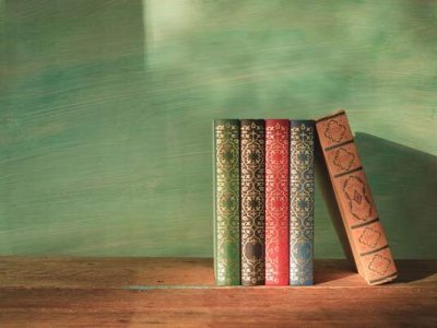 نگاه بنیانگذاران منطق جدید به موجهات چیست؟