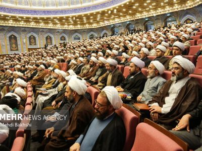تمام دروس حوزه‌های علمیه کشور در روز سه‌شنبه تعطیل شد